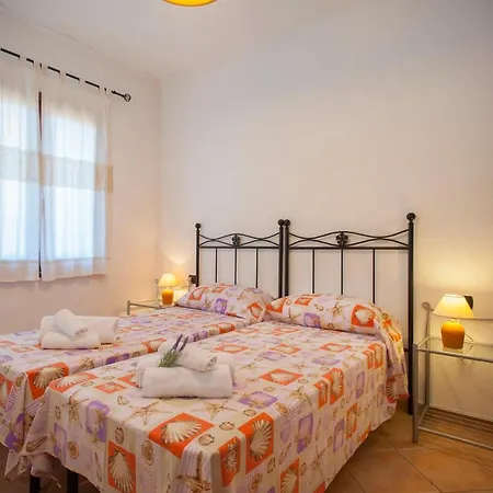 Del Mar San Teodoro (Sardinia)